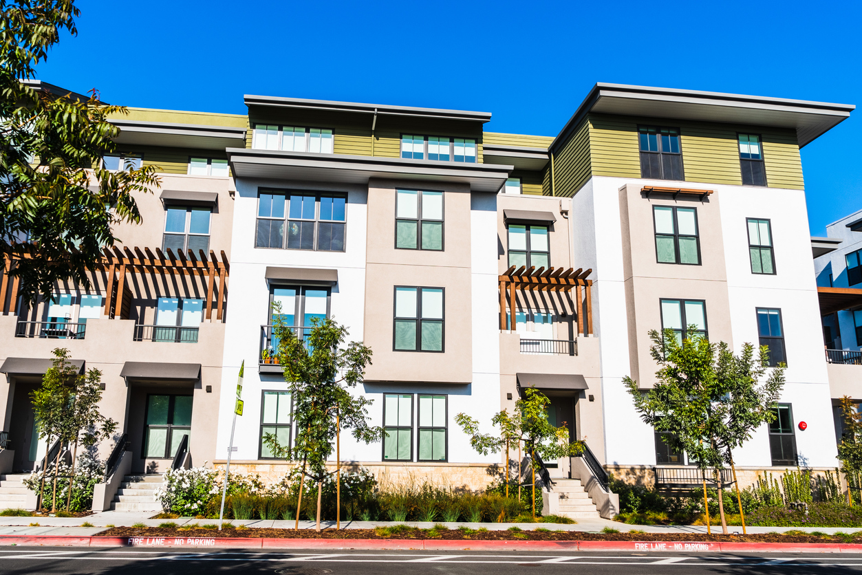 The Pros and Cons of Apartment Complex Ownership - Haughn & Associates